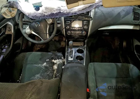 2015 Nissan Altima 2.5 from USA, damaged, VIN 1N4AL3AP1FC264205